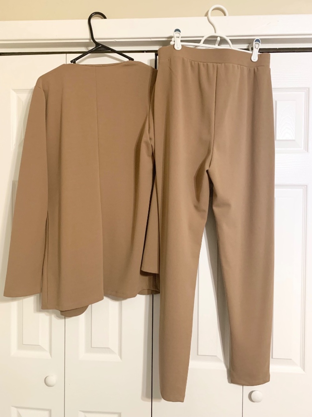 Fashion Nova Women's Tan Pantsuit Set - Blazer & Trousers - Picture 2 of 2
